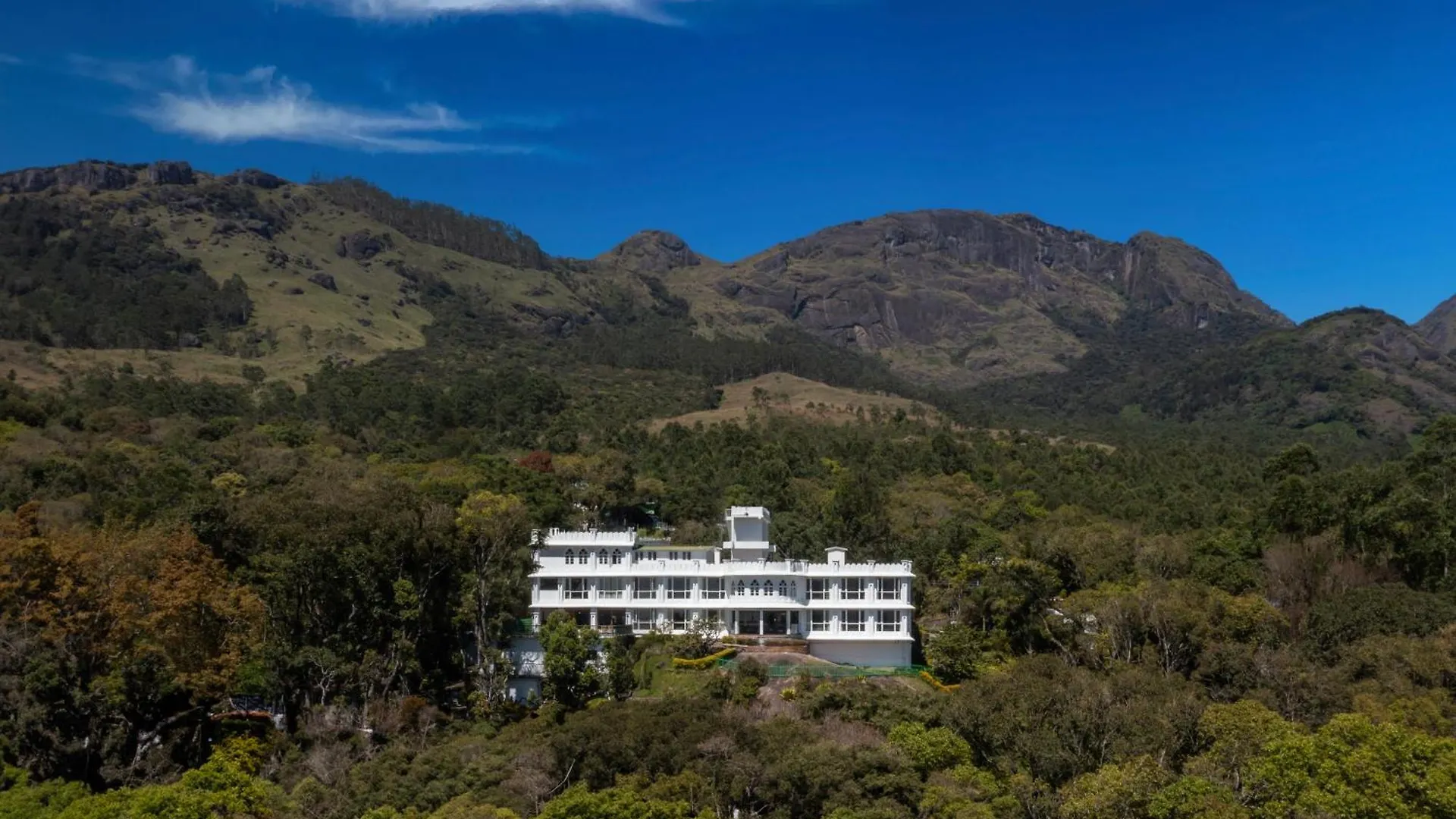 Fort Munnar Chinnakanal Resort